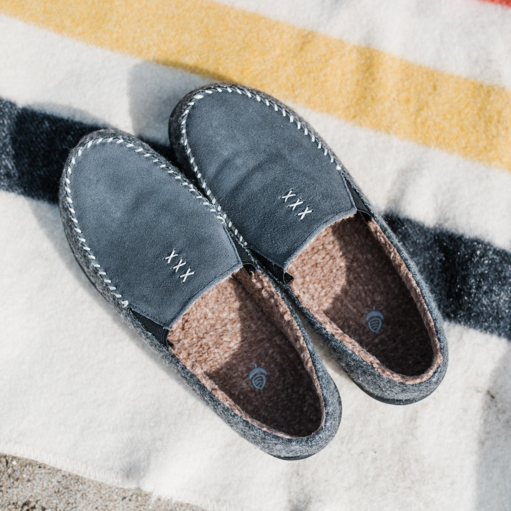 Herrenhandwerk moderner Loafer