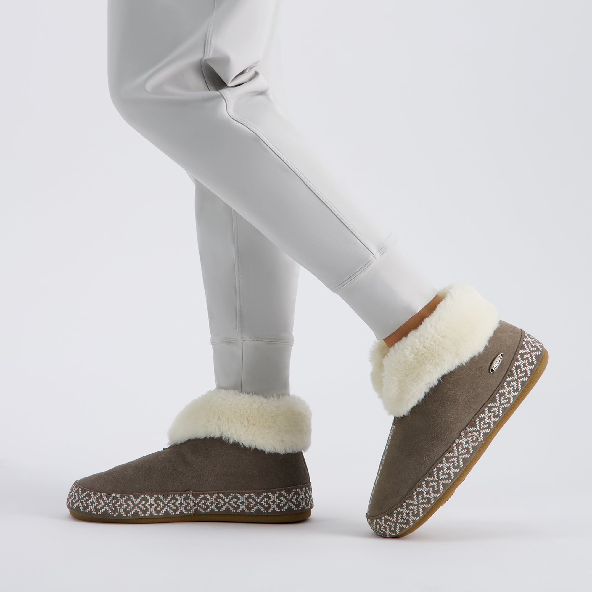 Greta Emsticked Bootie Slipper für Frauen